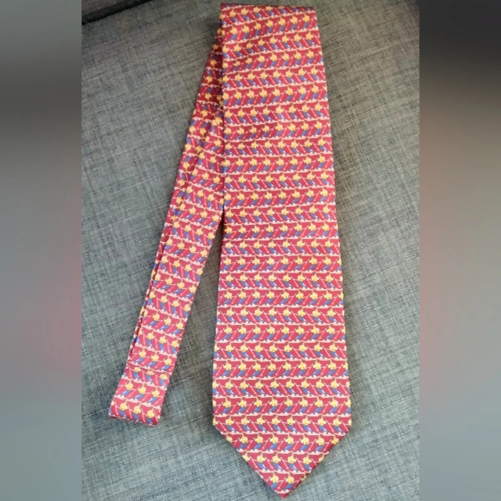 Banana Republic 100% Silk Tie With Maroon Background With Ski Pattern